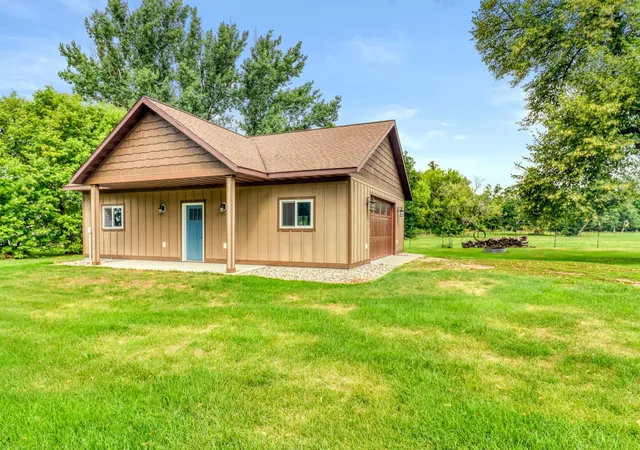 Photo 4 of Single family home for sale at 45212 N Little Pine Rd, Perham, MN 56573 | MLS# 7131613 | Listing updated on 2026-09-05