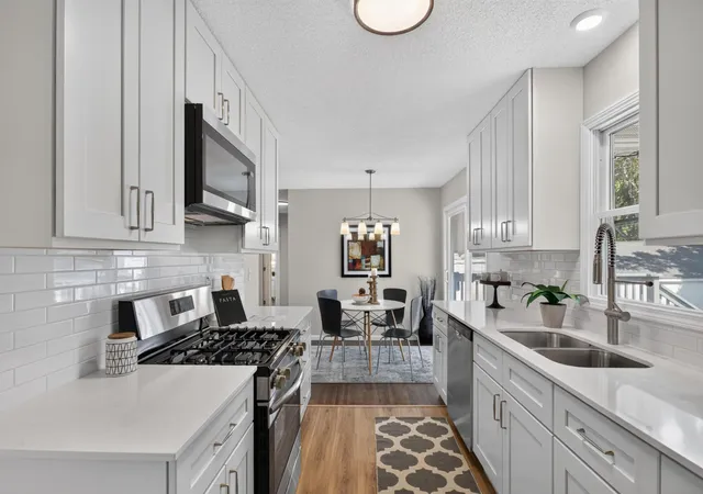 Photo 3 of Single family home for sale at 597 Meadow Ln, Woodbury, MN 55125 | MLS# 7131619 | Listing updated on 2026-10-02