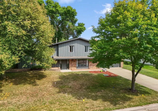 Photo 3 of Single family home for sale at 6359 131st Street Ct, Apple Valley, MN 55124 | MLS# 7131659 | Listing updated on 2026-08-28