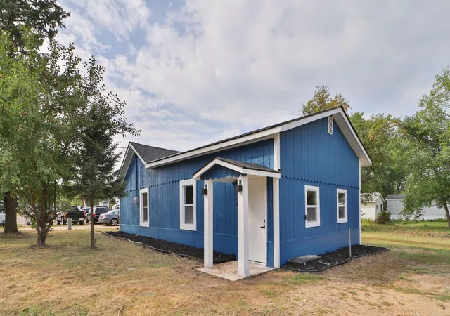 Photo 1 of Sale Pending at 65 Eldredge St E, Motley, MN 56466 | MLS# 7131661 | Listing updated on 2026-09-21