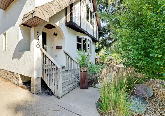 Photo 3 of Sale Pending at 4730 38Th Ave S, Minneapolis, MN 55406 | MLS# 7131671 | Listing updated on 2026-09-12