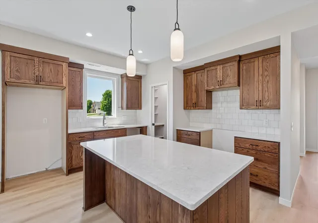 Photo 4 of Single family home for sale at 2015 Erie Dr, Northfield, MN 55057 | MLS# 7131683 | Listing updated on 2026-09-25