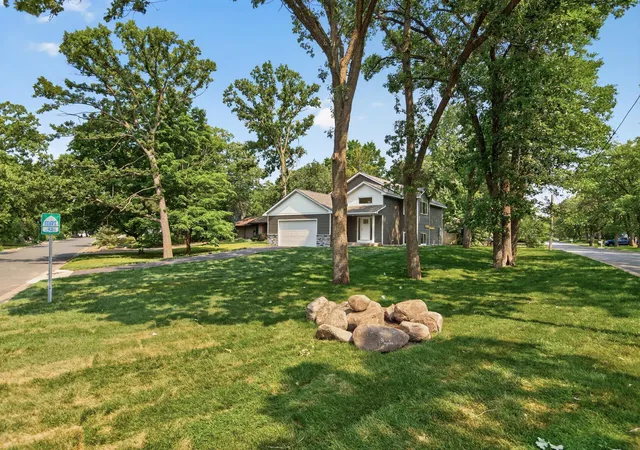 image of 515 Farrell St N, Maplewood, MN 55119 | MLS# 7131695