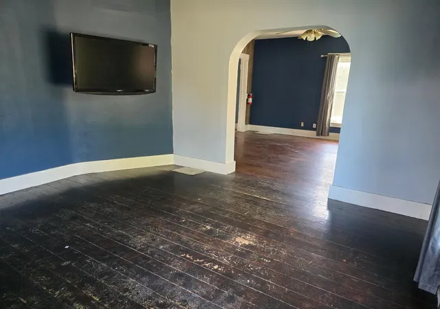 Photo 3 of Single family home for sale at 129 S Main St, Sherburn, MN 56171 | MLS# 7131711 | Listing updated on 2026-08-22