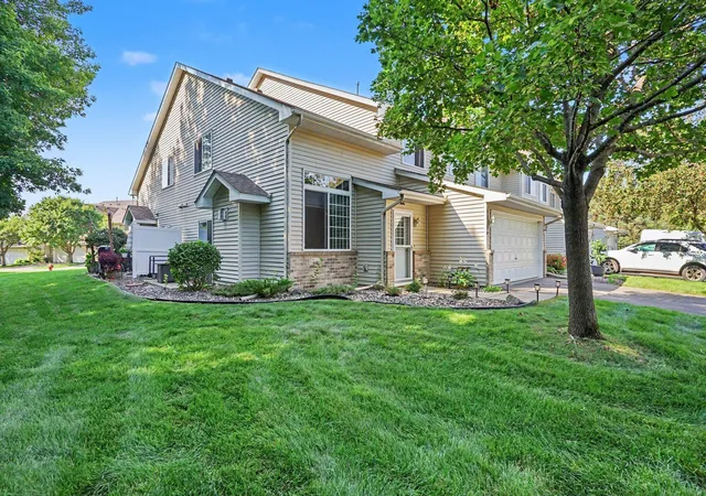 3rd image of 20536 Erin Ct #34, Farmington, MN 55024 | MLS# 7131717