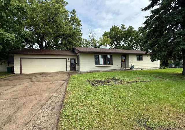 1st image of 388 E Main St, Alden, MN 56009 | MLS# 7131729