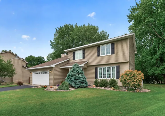 Photo 2 of Single family home for sale at 13640 Gardenia Path, Apple Valley, MN 55124 | MLS# 7131749 | Listing updated on 2026-08-27