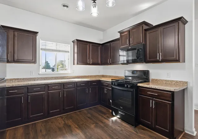 Photo 3 of Single family home for sale at 19077 Eagle Lake Rd S, Big Lake, MN 55309 | MLS# 7131750 | Listing updated on 2026-10-01