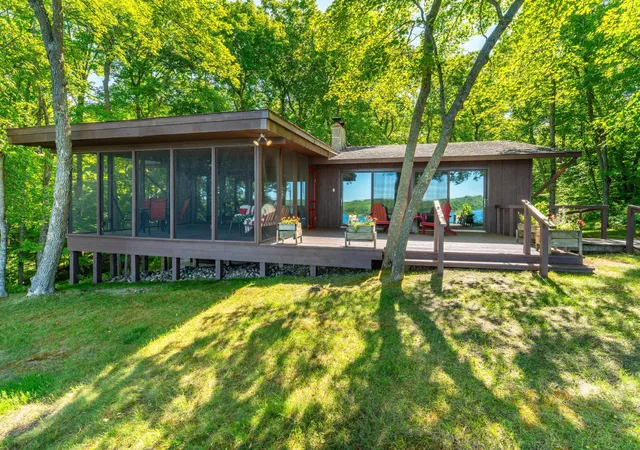Photo 1 of Single family home for sale at 44077 E Spirit Dr, Vergas, MN 56587 | MLS# 7131759 | Listing updated on 2026-09-23