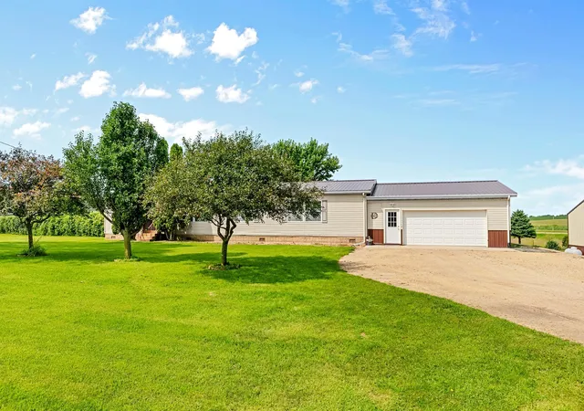 Photo 3 of Single family home for sale at 15774 Sw 35th Ave, Ellendale, MN 56026 | MLS# 7131796 | Listing updated on 2026-09-03