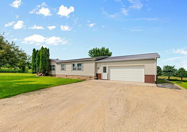 Photo 3 of Single family home for sale at 15774 Sw 35Th Ave, Ellendale, MN 56026 | MLS# 7131796 | Listing updated on 2026-09-03