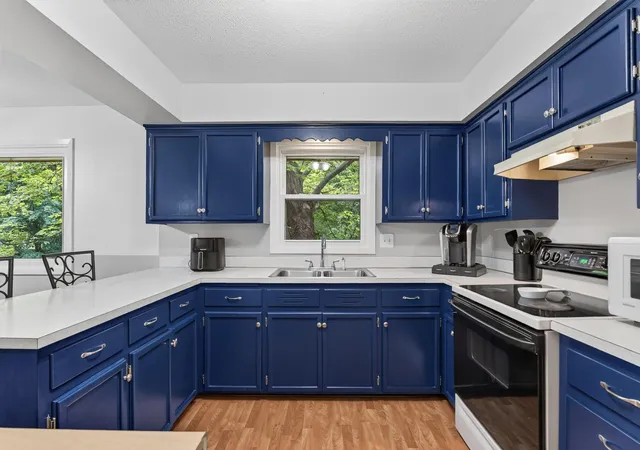 Photo 4 of Single family home for sale at 10761 Crow Hassan Park Rd, Hanover, MN 55341 | MLS# 7131799 | Listing updated on 2026-09-05
