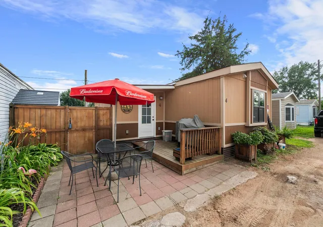 Photo 4 of Single family home for sale at 12325 Johnson Memorial Dr #4, Shakopee, MN 55379 | MLS# 7131810 | Listing updated on 2026-08-31