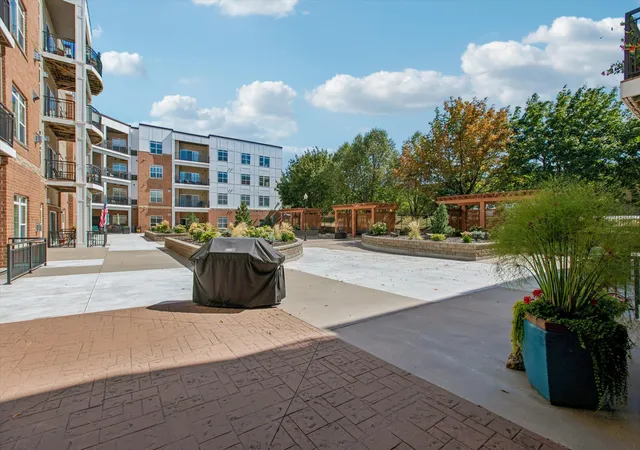 Condo for sale at 12501 Nicollet Ave #425, Burnsville, MN 55337 | MLS# 7131821
