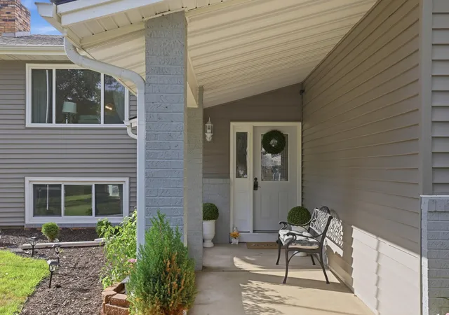 Photo 3 of Sale Pending at 10974 Butternut St Nw, Coon Rapids, MN 55448 | MLS# 7131825 | Listing updated on 2026-10-09