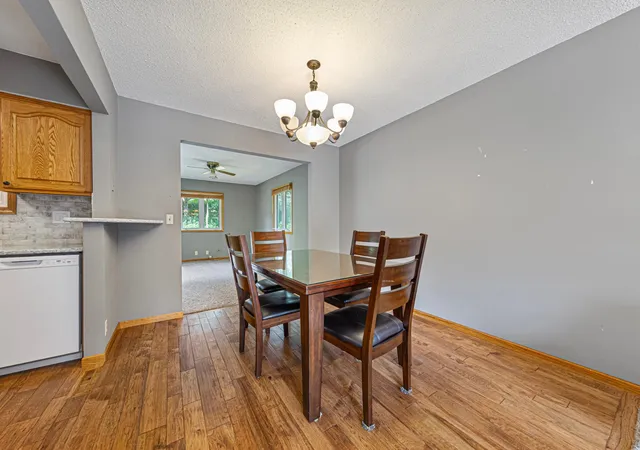 Photo 4 of Sale Pending at 606 N 9Th St, Saint Peter, MN 56082 | MLS# 7131831 | Listing updated on 2026-09-02
