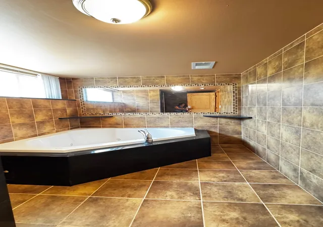 2nd image of 1742 3rd Ave Ne, Rochester, MN 55906 | MLS# 7131835