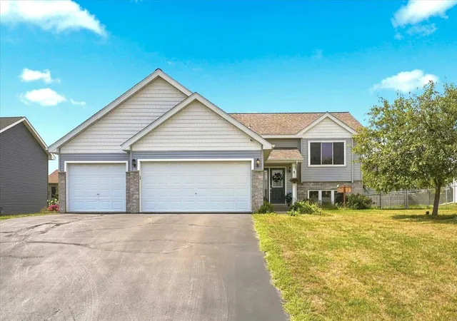 1st image of 1253 Pheasant Run, New Richmond, WI 54017 | MLS# 7131842