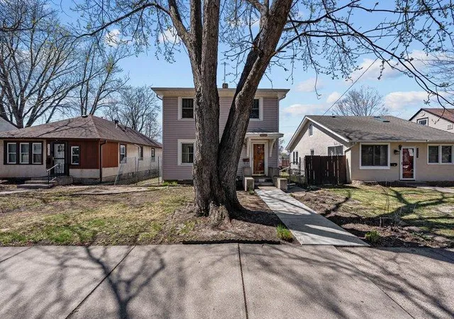 2nd image of 3719 Logan Ave N, Minneapolis, MN 55412 | MLS# 7131875