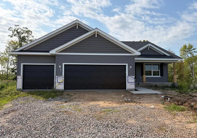 2nd image of 1507 Woods Rd Ne, Isanti, MN 55040 | MLS# 7131885
