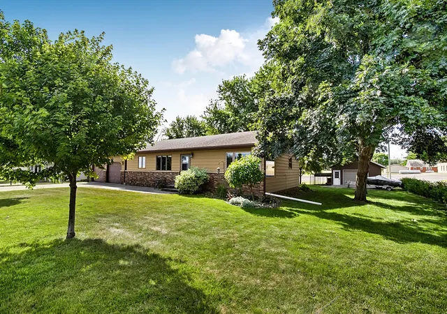 Photo 3 of Single family home for sale at 255 River St, Saint Martin, MN 56362 | MLS# 7131898 | Listing updated on 2026-09-18