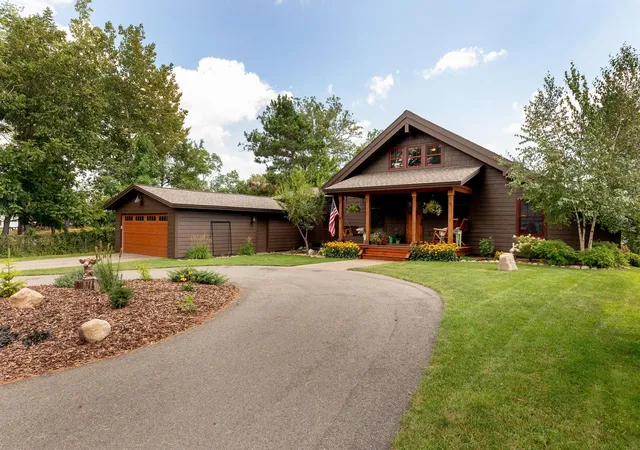 Photo 3 of Sale Pending at 29790 Lakeshore Dr, Pequot Lakes, MN 56472 | MLS# 7131901 | Listing updated on 2026-09-22