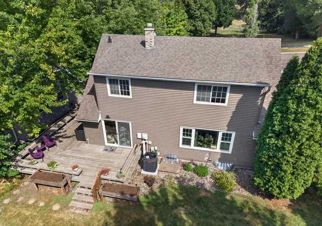 Photo 3 of Single family home for sale at 716 E Mount Faith Ave, Fergus Falls, MN 56537 | MLS# 7131908 | Listing updated on 2026-08-25