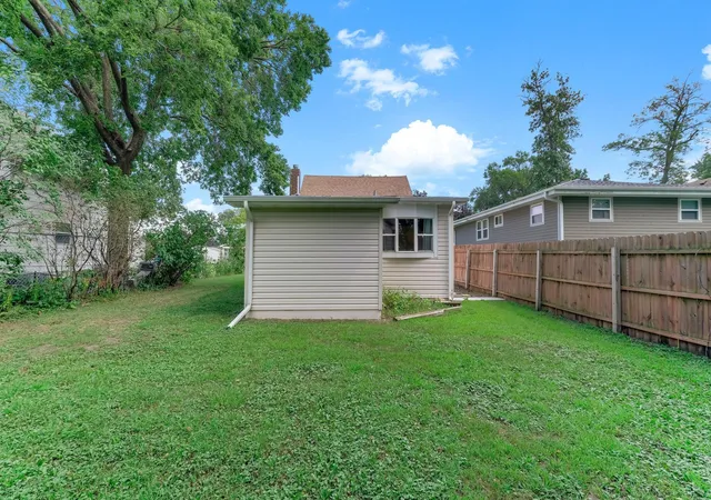 27th image of 317 N Austin Ave, Litchfield, MN 55355 | MLS# 7131911