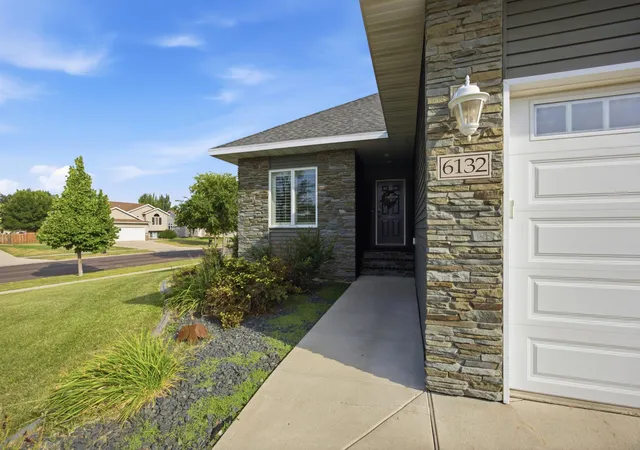 Photo 3 of Single family home for sale at 6132 14th St S, Fargo, ND 58104 | MLS# 7131926 | Listing updated on 2026-08-31