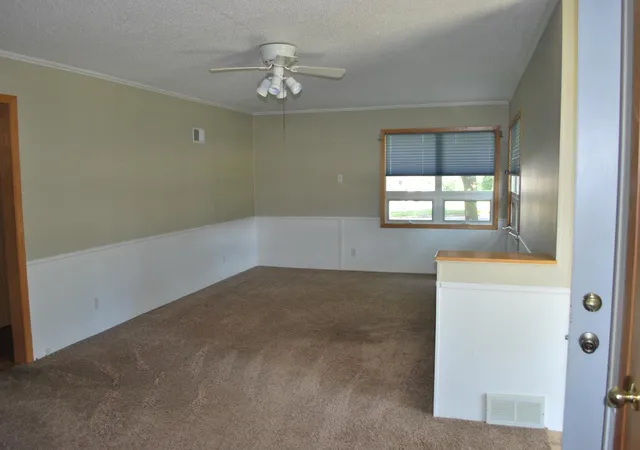 5th image of 455 Ward St, Fairmont, MN 56031 | MLS# 7131930