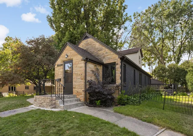 Photo 1 of Single family home for sale at 1251 Macarthur Ave, West Saint Paul, MN 55118 | MLS# 7131938 | Listing updated on 2026-10-22