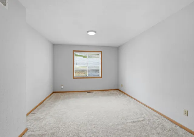 image of 6155 Courtly Alcove #D, Woodbury, MN 55125 | MLS# 7131946