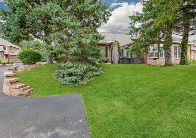 5th image of 1417 Hunter Hill Rd, Hudson, WI 54016 | MLS# 7131947