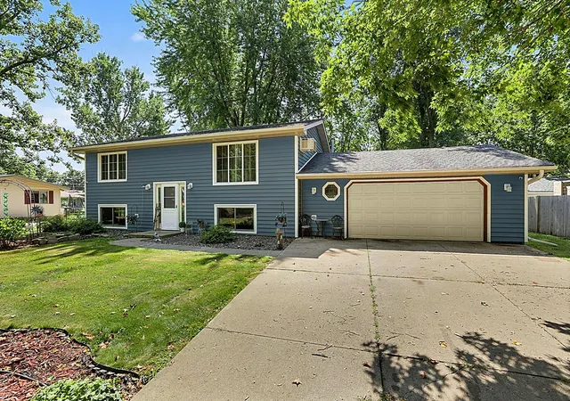Photo 1 of Sale Pending at 145 7th St Nw, Milaca, MN 56353 | MLS# 7131952 | Listing updated on 2026-09-12