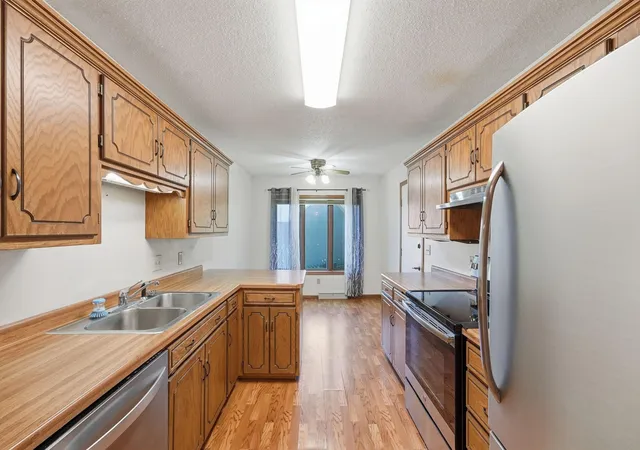 2nd image of 2070 Stockinger Dr, Saint Cloud, MN 56303 | MLS# 7131985