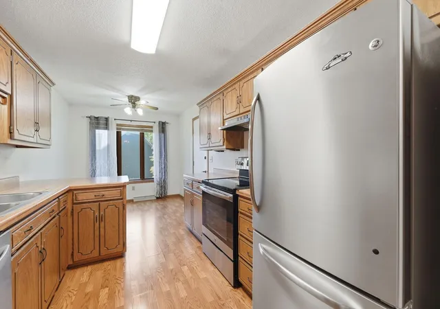Photo 4 of Sale Pending at 2070 Stockinger Dr, Saint Cloud, MN 56303 | MLS# 7131985 | Listing updated on 2026-10-01