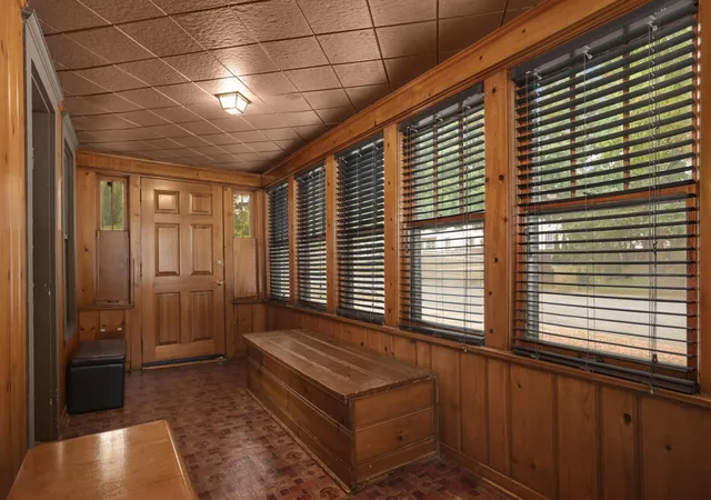 Photo 2 of Single family home for sale at 161 King St W, Saint Paul, MN 55107 | MLS# 7132006 | Listing updated on 2026-09-19