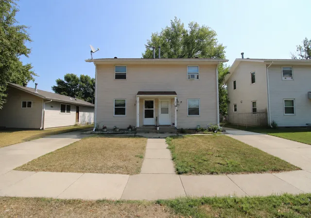 1st image of 731 27th St N, Fargo, ND 58102 | MLS# 7132009