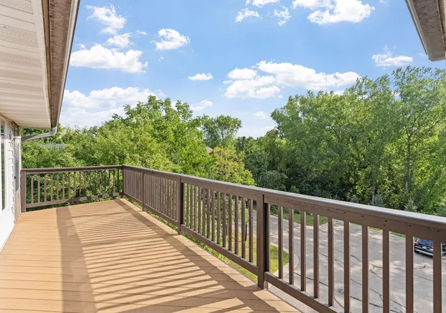 5th image of 4165 Hilltop Point #204, Saint Paul, MN 55123 | MLS# 7132035