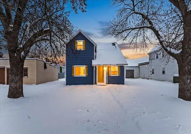 1st image of 604 Atlantic Ave N, Herman, MN 56248 | MLS# 7132071