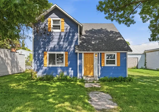 Photo 1 of Single family home for sale at 604 Atlantic Ave N, Herman, MN 56248 | MLS# 7132071 | Listing updated on 2026-09-16