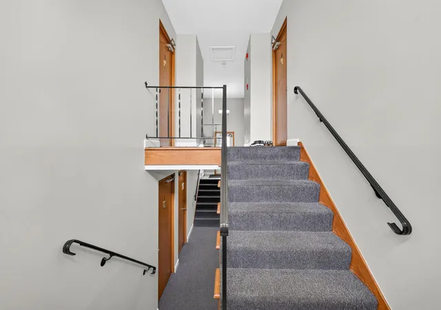 Listing Photo 4 - Condo for sale in building located at 2733 Virginia Ave N, Minneapolis, MN 55427