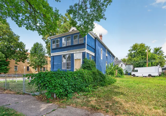 Photo 3 of House for sale at 677 Sherburne Ave, Saint Paul, MN 55104 | MLS# 7132105 | Listing updated on 2026-09-24