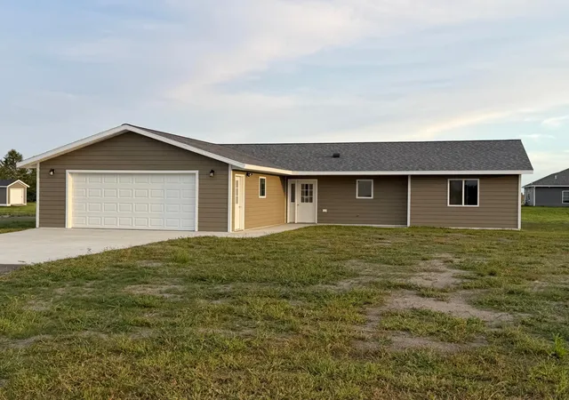 Photo 1 of Sale Pending at 100 Oak Crest Blvd, Roseau, MN 56751 | MLS# 7132127 | Listing updated on 2026-08-28