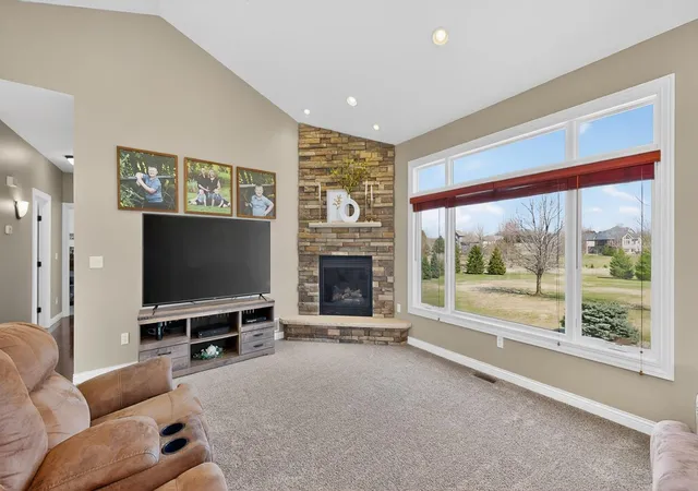 Photo 4 of Single family home for sale at 1442 30Th St Nw, Austin, MN 55912 | MLS# 7132171 | Listing updated on 2026-09-14