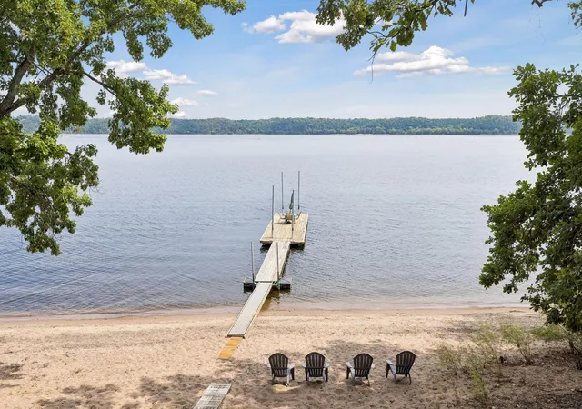Photo 1 of Single family home for sale at 983 Quentin Ave S, Lakeland, MN 55043 | MLS# 7132199 | Listing updated on 2026-09-03