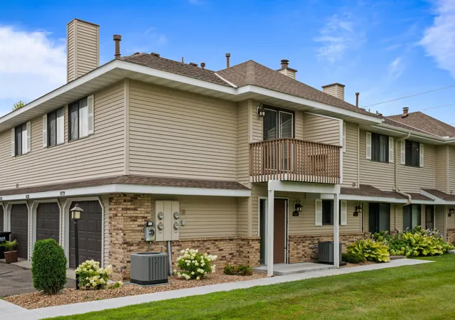 Photo 1 of Single family home for sale at 7486 Vinewood Ct, Maple Grove, MN 55311 | MLS# 7132211 | Listing updated on 2026-09-12