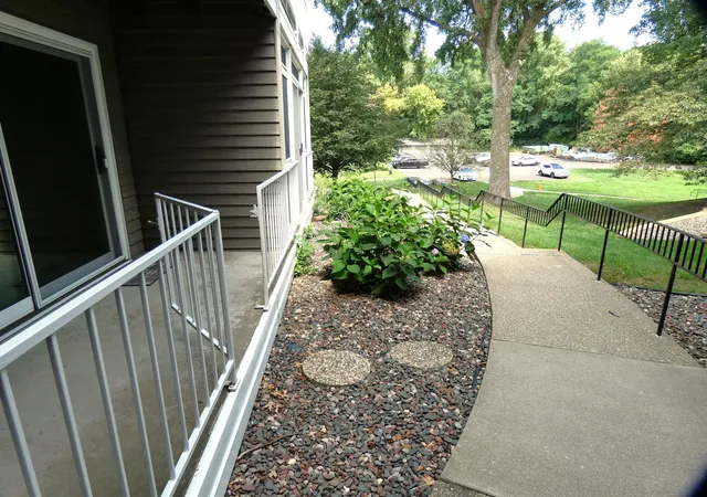 19th image of 135 Viking Dr E #110, Little Canada, MN 55117 | MLS# 7132219