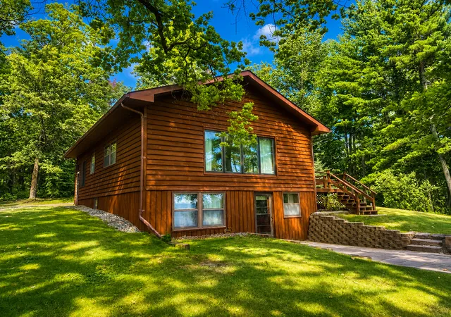 Photo 3 of Single family home for sale at 4205 Ogema Point Dr Nw, Hackensack, MN 56452 | MLS# 7132233 | Listing updated on 2026-09-21