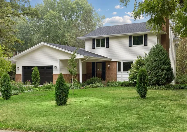 Photo 2 of Sale Pending at 1460 Trollhagen Dr, Minneapolis, MN 55421 | MLS# 7132238 | Listing updated on 2026-09-19